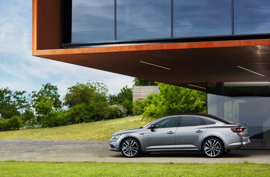  Renault Talisman 2015 года  (фото 28 из 37)